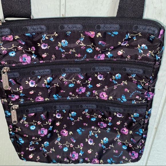 Lesportsac Bags Lesportsac Kasey Cross Body Floral Poshmark